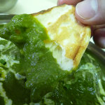 RAJ - チキンサーグ（ナンで喰らう）