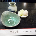 一喜 - 【2010.9.8】そばつゆと薬味（白葱の小口切り、山葵、大根おろし）☆