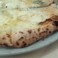 ナプレ 横浜高島屋店 - 4種のチーズ（アップ）