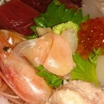 和風家　新風 - 海鮮丼のアップ写真。