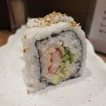 居酒屋かんさい - カリフォルニア巻の断面