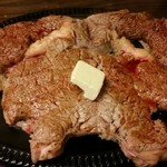 バッファローキング - ロースステーキ　600g　￥3,000