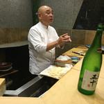 初音鮨 - 2016年3月下旬。