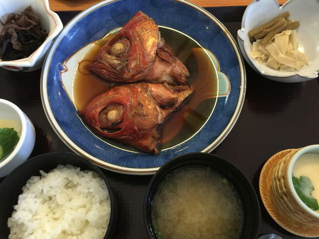 金目鯛の目玉を食べました By Juns7 網元きんめせん 昇龍 伊豆急下田 魚介料理 海鮮料理 食べログ 金目鯛の目玉を食べました By Juns7 網元きんめせん 昇龍 伊豆急下田 魚介料理 海鮮料理 食べログ