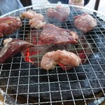 炭火焼肉ホルモン屋 - 