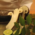 旬席 鈴江 - 太刀魚と松茸の炭火焼