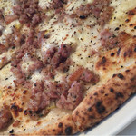 カンブーザ - レモン風味のサルシッチャ