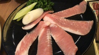 Tomodachi - 豚トロ