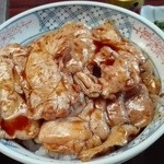 やきとり丼のアップ