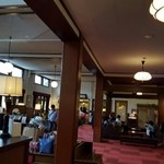 万平ホテル カフェテラス - ロビー