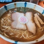 昭和呈ラーメン(醤油)880円