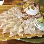 釣船茶屋 ざうお - 平目半身のお造り