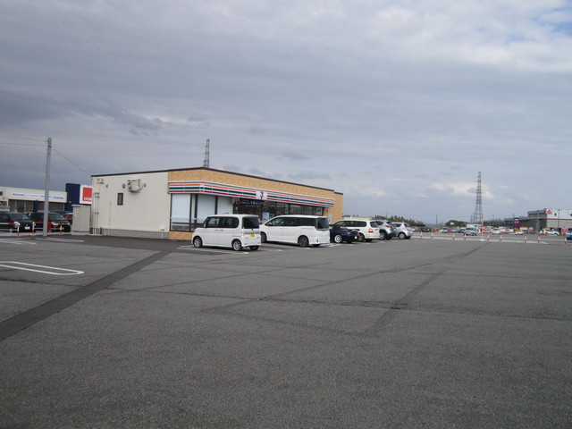 セブンイレブン 秋田御所野堤台店 - 四ツ小屋（コンビニ・スーパー）の写真
