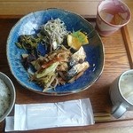 喫茶　場々居茶 - （20160504）
生姜焼、塩サバミックス定食