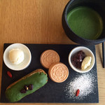 京都祇園あのん - 抹茶、あんぼーね、あんえくれあ サービスのアイスクリーム