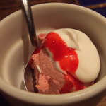 スパイスカフェ - 2010.8月　苺のババロア