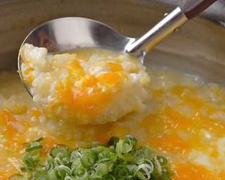 Fugunokami - 黄金のお雑炊　上質てっちりのお鍋の〆は、その黄金スープでお雑炊をご堪能下さい。
                        
                        