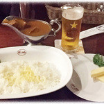 欧風カレー ボンディ 神保町本店 - ビーフカレーと生ビール小