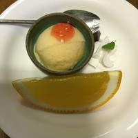 山田屋 - デザートのマンゴージェラートとオレンジゼリー。
                あぁ、美味しかった！
                連休中日に両親とほのぼのランチでした