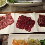 羅生門 - セットの焼肉盛り合わせ