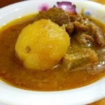 アジアカレーハウス - ポテトとビーフのカレー