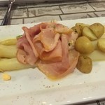 Restaurant Haesje Claes - ホワイトアスパラクラシックスタイル（26.5ユーロ）