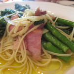 カトリカ - 菜の花と生ハムのオイルソースパスタ