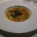 シェ・イノ - 主菜①：本日の魚（スズキ）料理