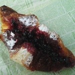 ブーランジェリー セイジアサクラ - 木苺のクリームクロワッサン