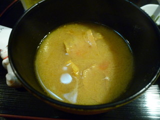 Koharu - お通しのホルモン味噌煮