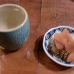 満田屋 - お酒とお通しの漬物