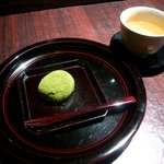 汁る椀 豆寅 - 日本茶と抹茶わらびもち