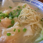 香港麺 新記 - 蝦ワンタン麺