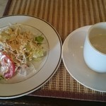 ヒマラヤキッチンカビタ - セット(サラダ、チキンスープ)