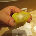 柿安口福堂 - バナナピューレ入りの白あんが香ります！