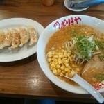 八番山ばりきや - 【2016.5.5(木)】こってりみそらーめん(並盛・150g)800円と特製餃子300円
