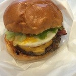 ハンバーグ＆ステーキ 听 - 黒毛和牛アメリカンハンバーガーも、ポンドブレミアムハンバーグと同じパティ