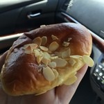 バックハウス・イリエ   - クリームパン