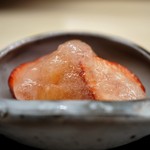 麻布十番 ふくだ - 苺とグレープフルーツ　白ワインジュレ
      