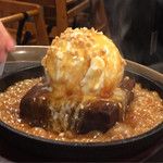 The Manhattan FISH MARKET - ナッツを乗せて完成