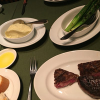 37 Steakhouse & Bar - 