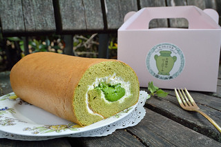 丸久小山園 - 抹茶のロールケーキ 2862円