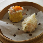 海老入りシュウマイ、蟹肉入りフカヒレ餃子