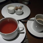 エピセ - カフェとプティフール