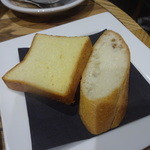 ビストロカフェ レディース&ジェントルメン - セットのパン