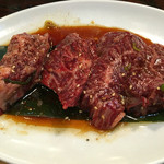 炭火焼肉 ぐら - 柔らかい「牛のハラミ・タレ」（2016.5）