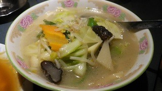 赤門 - 野菜らーめん（刀削麺）
