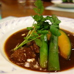 牛ほほ肉赤ワインソース煮