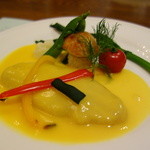 舌平目のパンプキンソース煮