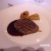 東京會舘 銀座スカイラウンジ - 牛フィレ肉のグリエ芳醇なマデラ酒ソース